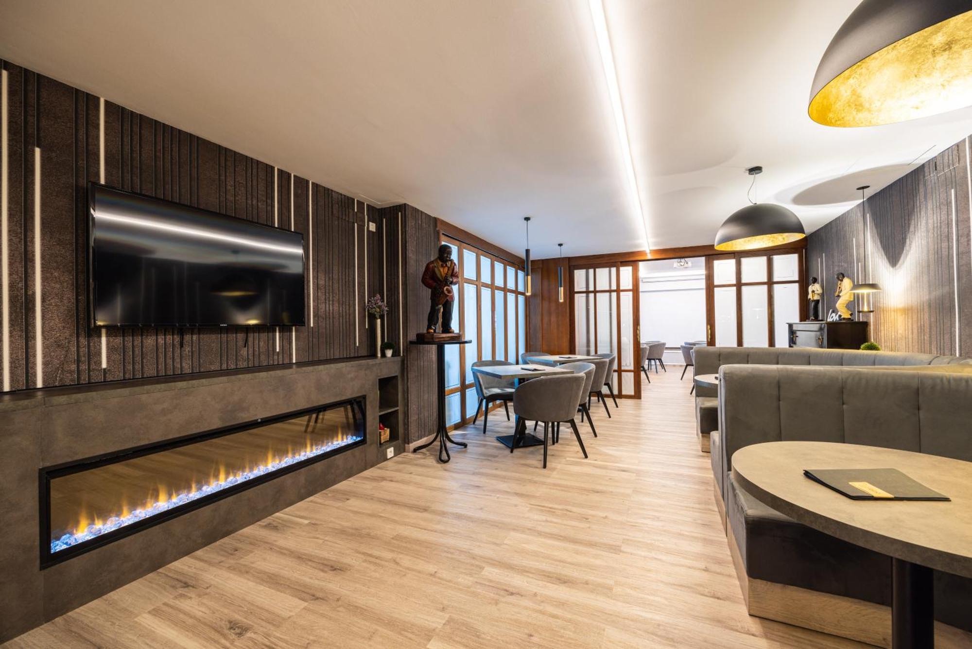 פגסרדה Hotel Del Prado מראה חיצוני תמונה